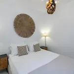 Enea By Tinoshost 4*