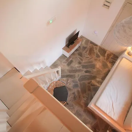 Enea By Tinoshost 3* Tínos